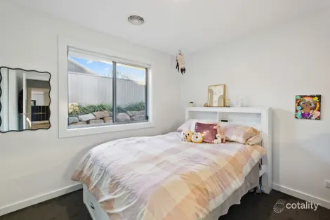 Property photo of 14 Discovery Drive Yass NSW 2582
