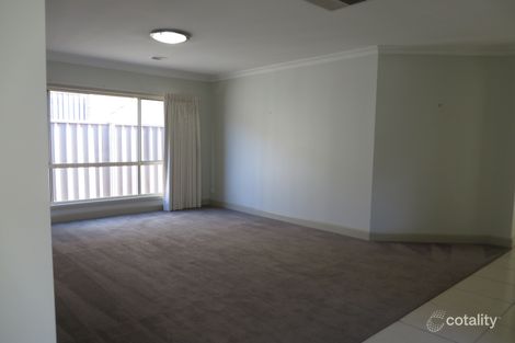 Property photo of 4 Nesting Court Epping VIC 3076
