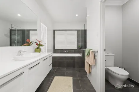 Property photo of 77 Iona Avenue Burdell QLD 4818