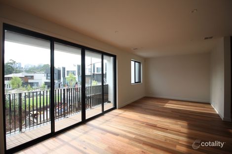 Property photo of 9 Makybe Walk Doncaster VIC 3108