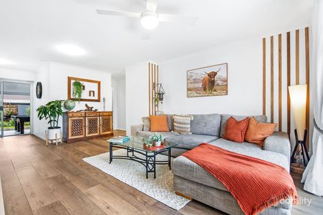 Property photo of 1/12 Cassandra Crescent Labrador QLD 4215