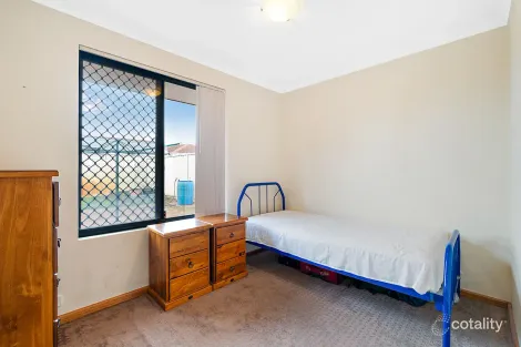 Property photo of 3 Abrolhos Loop Beckenham WA 6107