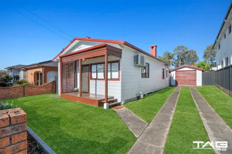 18 Oatlands St, Wentworthville, NSW 2145