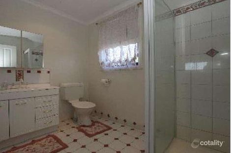 Property photo of 35 Cimberwood Drive Craigieburn VIC 3064