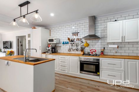 Property photo of 36 Curlew Close Melton VIC 3337