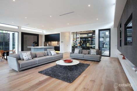 Property photo of 51 Hawthorn Grove Hawthorn VIC 3122