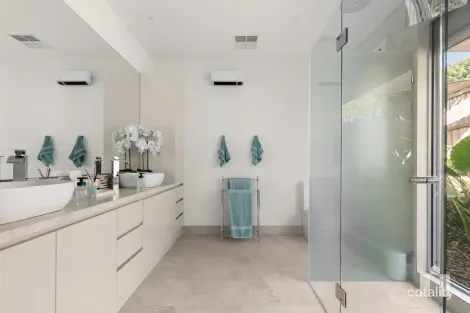 Property photo of 11 Cathedral Rise Doreen VIC 3754