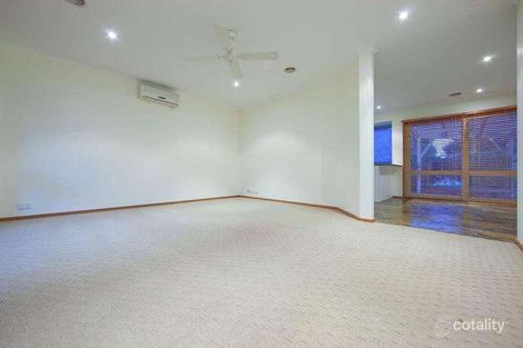 Property photo of 4 Hailes Court Carrum Downs VIC 3201