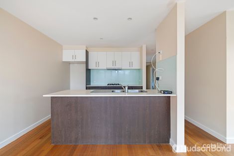 Property photo of 10/1 Nartanda Court Doncaster East VIC 3109