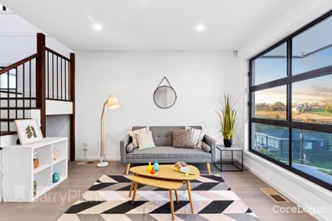 Property photo of 45 Rice Flower Road Sunshine North VIC 3020