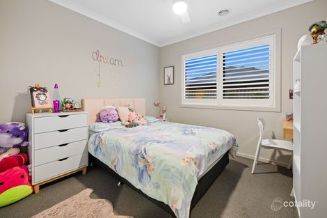 Property photo of 16 Tulsi Avenue Werribee VIC 3030