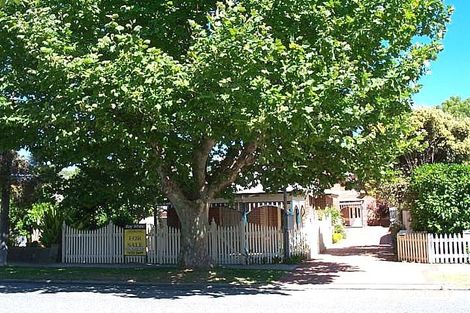 17 Cargill St, Victoria Park, WA 6100