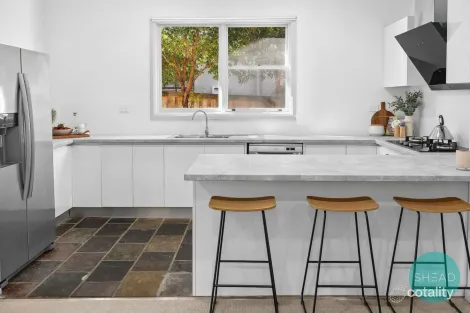 Property photo of 61 Baringa Road Northbridge NSW 2063
