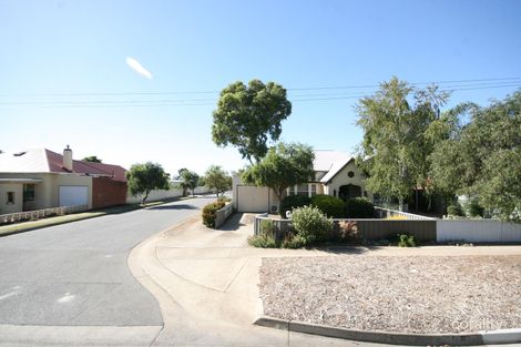 2/31 Naldera St, Glandore, SA 5037