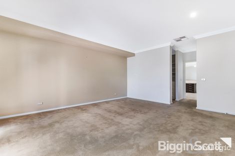 Property photo of 48 Island Point Avenue Waterways VIC 3195