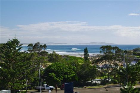 7 Hodgson St, Crescent Head, NSW 2440