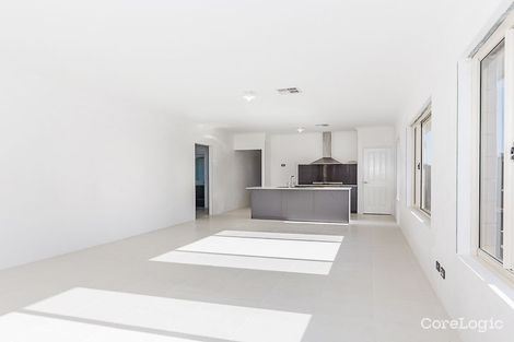 Property photo of 8 Kellogg Drive Piara Waters WA 6112