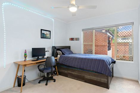 Property photo of 3/12 Bellevue Parade Taringa QLD 4068