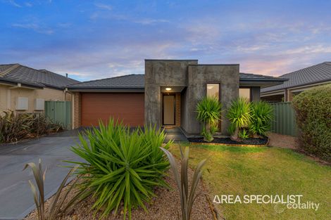 7 Day Lilly Ct, Pakenham, VIC 3810