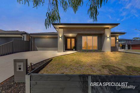 137 Timberline Pkwy, Pakenham, VIC 3810