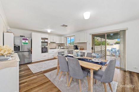 Property photo of 6 Back Close Kearns NSW 2558