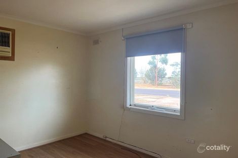 Property photo of 28 Stirling Drive Whyalla Stuart SA 5608