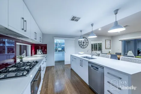 Property photo of 4 St Lucia Road Iluka WA 6028