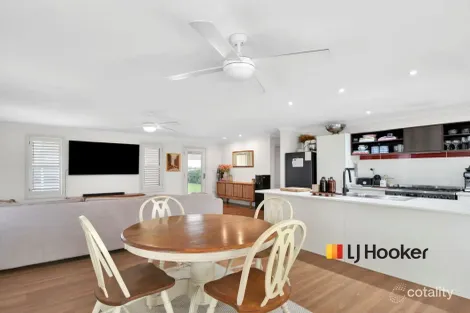 Property photo of 11 Bowden Fletcher Drive Narromine NSW 2821