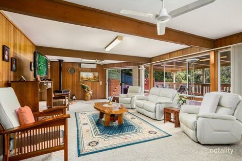 Property photo of 12 Ian Bruce Crescent Balgownie NSW 2519