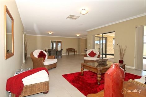 Property photo of 27 Pimento Circle Port Kennedy WA 6172