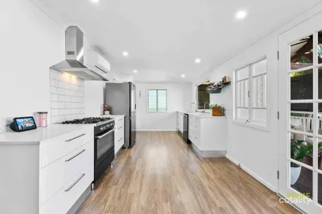 Property photo of 231 Cypress Street Urangan QLD 4655