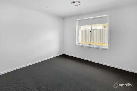 Property photo of 8 Hone Creek Drive Caerleon NSW 2850