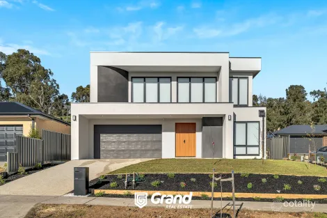 28 Niseko Cres, Pakenham, VIC 3810
