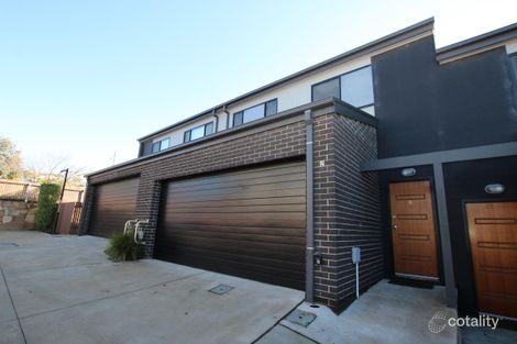 2/1 Ronald Walker St, Casey, ACT 2913