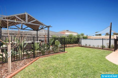 Property photo of 11 Domain Way Taylors Hill VIC 3037