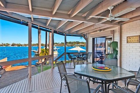 Property photo of 79 Alexander Parade Arcadia Vale NSW 2283