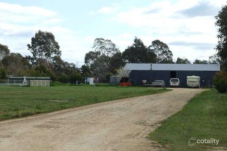 36 Oxley-Meadow Creek Rd, Oxley, VIC 3678