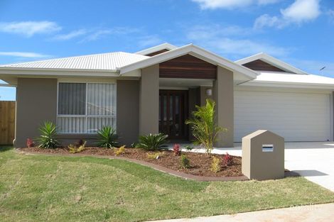 11 Hillcrest St, Wellington Point, QLD 4160