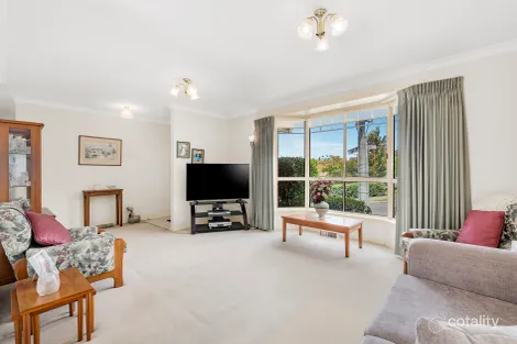Property photo of 1/12 Oban Way Macleod VIC 3085