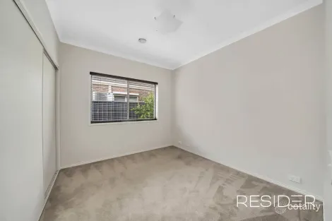 Property photo of 27 Torbreck Avenue South Morang VIC 3752
