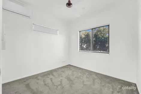 Property photo of 41 Curwen Terrace Chermside QLD 4032