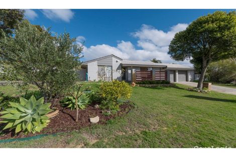 Property photo of 14 Clipper Drive Ballajura WA 6066