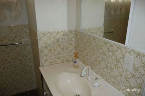 Property photo of 3/30 Labrador Street Labrador QLD 4215