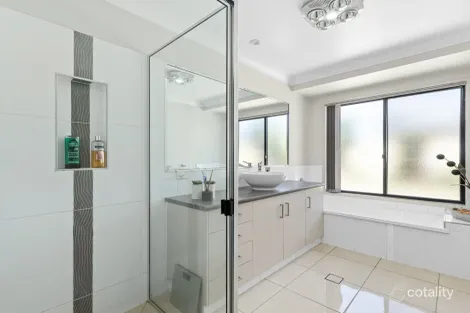 Property photo of 26 Himyar Drive Warwick QLD 4370