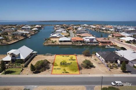 17 Queen Pde, Wannanup, WA 6210