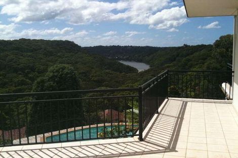Property photo of 19 Lincoln Avenue Castlecrag NSW 2068