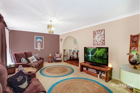 Property photo of 17 Haigh Close Berkeley Vale NSW 2261