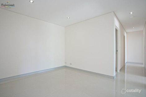 Property photo of 7/17 Marine Parade Redcliffe QLD 4020