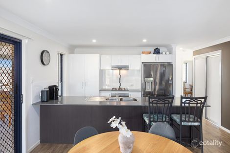 Property photo of 33 Belltrees Place Gracemere QLD 4702
