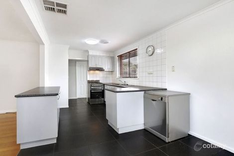 Property photo of 8 Benelong Crescent Seaford VIC 3198